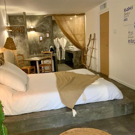 アグド O5Sens Bed & Breakfast エクステリア 写真