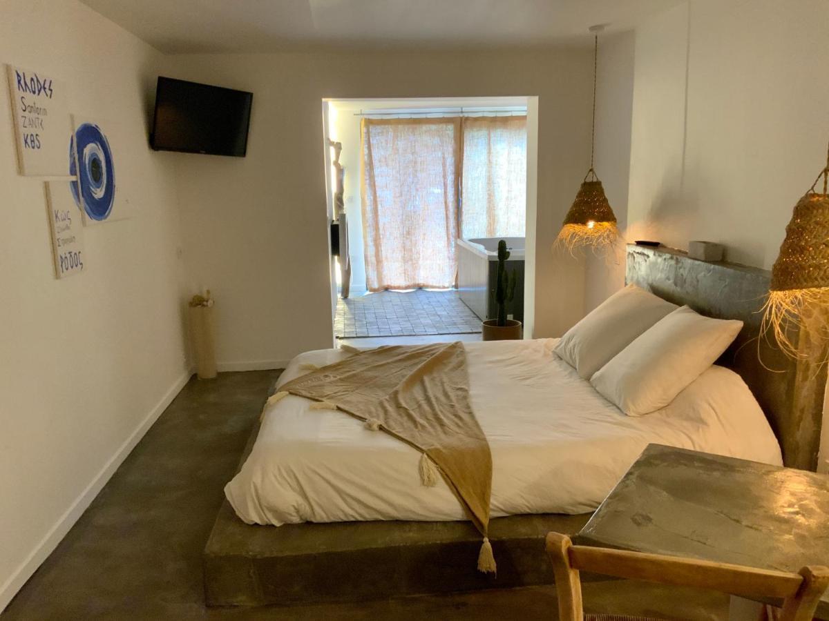アグド O5Sens Bed & Breakfast エクステリア 写真